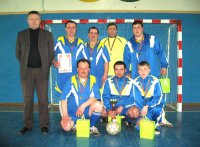 Команда ДРСУ-118 из Зельвы – победитель соревнований по мини-футболу среди дорожных организаций Гродненщины